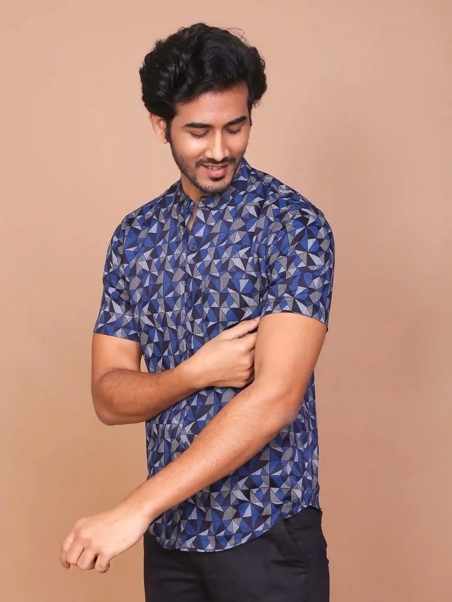 Buy-Ravinik-Men-Geomatric-Trigon-Printed-Band-Collar-Navy-Blue-half-sleeve-Cotton-Shirt