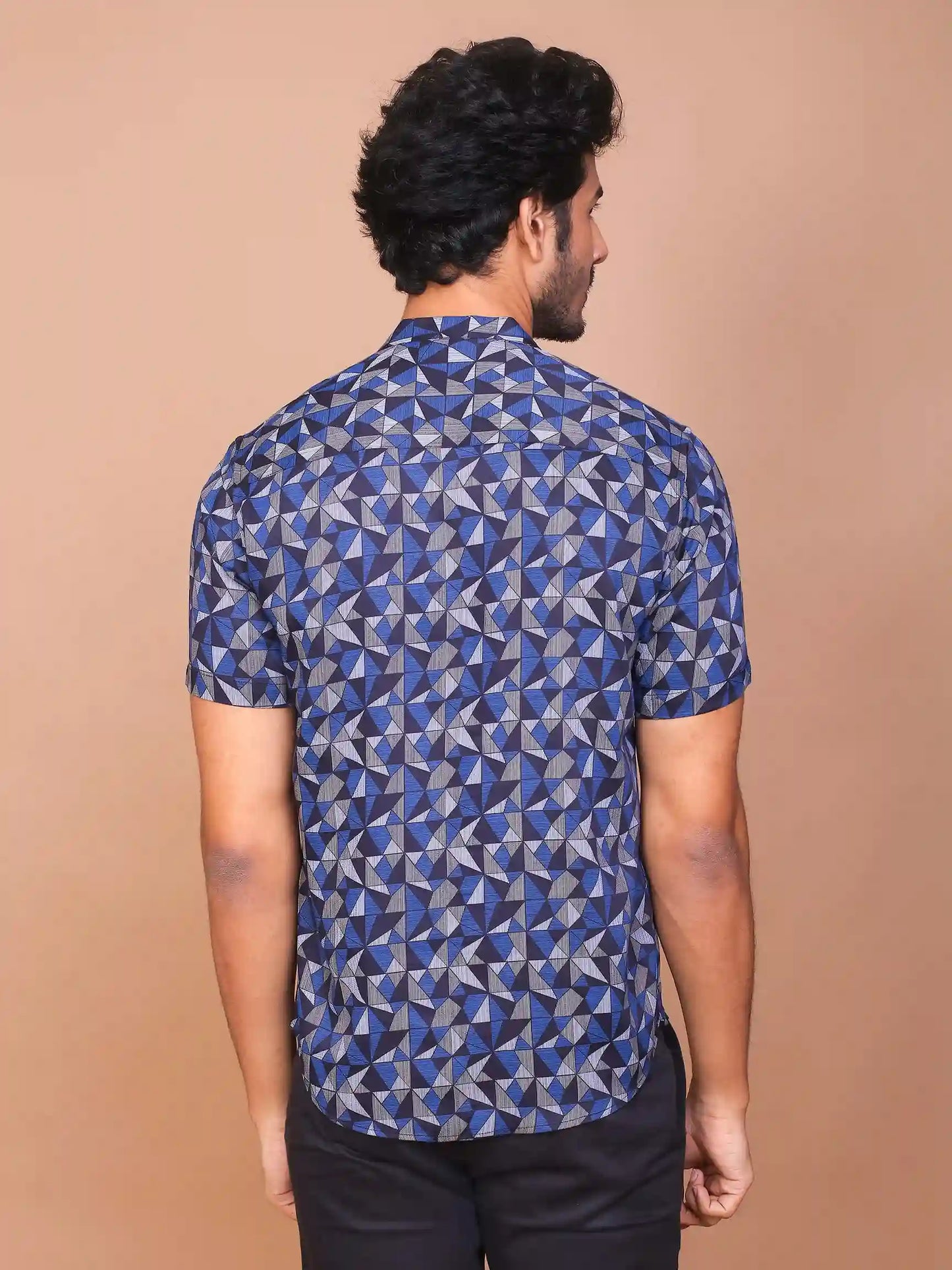 Buy-Ravinik-Men-Geomatric-Trigon-Printed-Band-Collar-Navy-Blue-half-sleeve-Cotton-Shirt